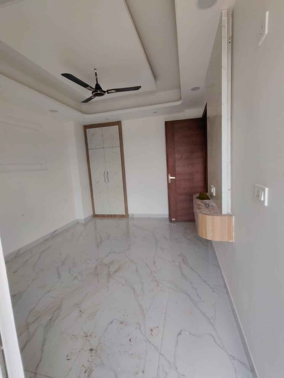 VVIP Homes : 2 BHK Semi-furnished Flat for rent in Gaur City 2, Noida Extension