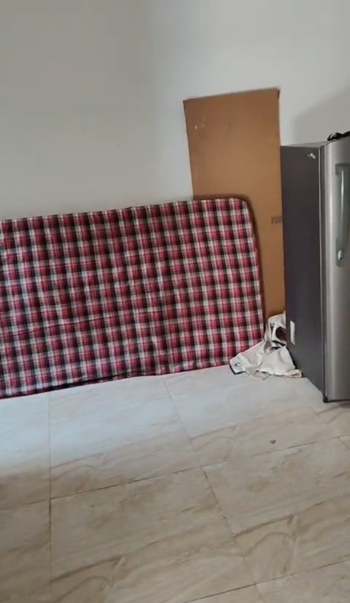 White Orchid : 3 BHK Fully Furnished Flat For Rent in Gaur City 2, Noida Extension