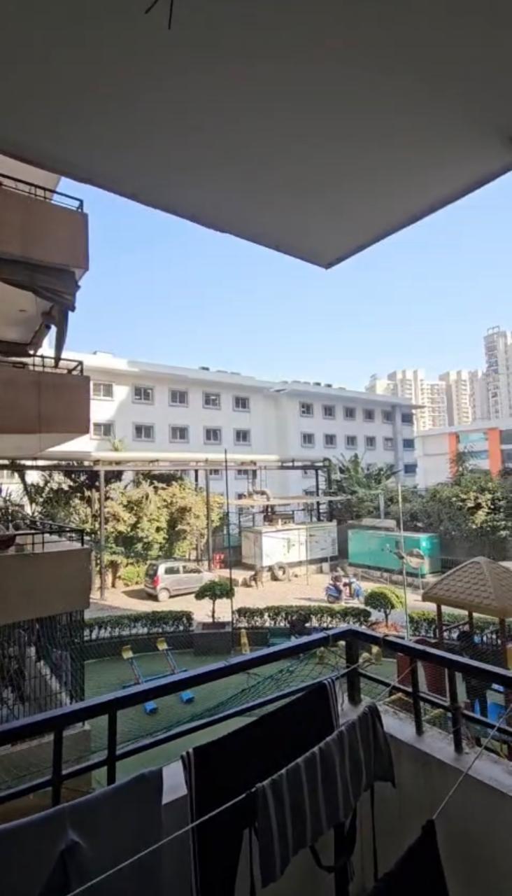 Wall Rock Aishwaryam : 2BHK Semi Furnished Flat For Sell in Sector 16C, Noida Extension