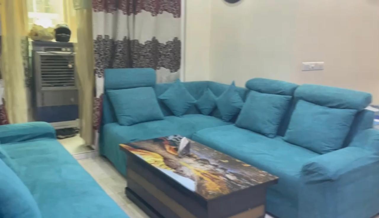 Wall Rock Aishwaryam : 3BHK Semi Furnished Flat For Sell in Sector 16C, Noida Extension