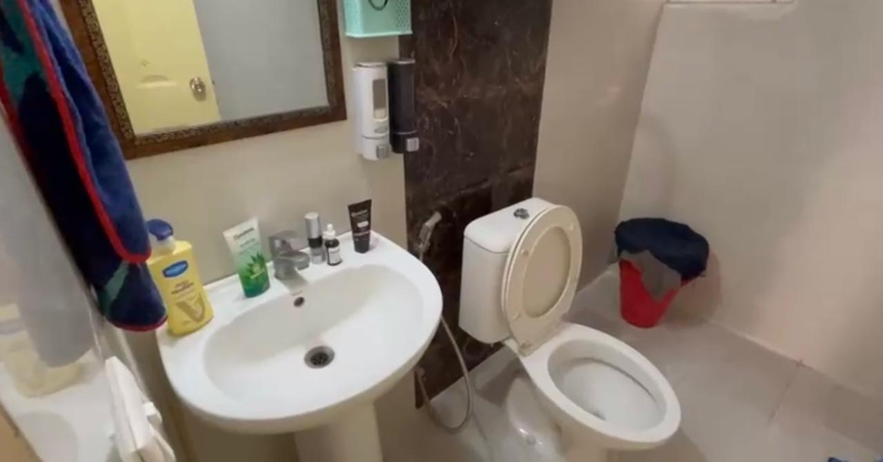 Wall Rock Aishwaryam : 3BHK Semi Furnished Flat For Sell in Sector 16C, Noida Extension