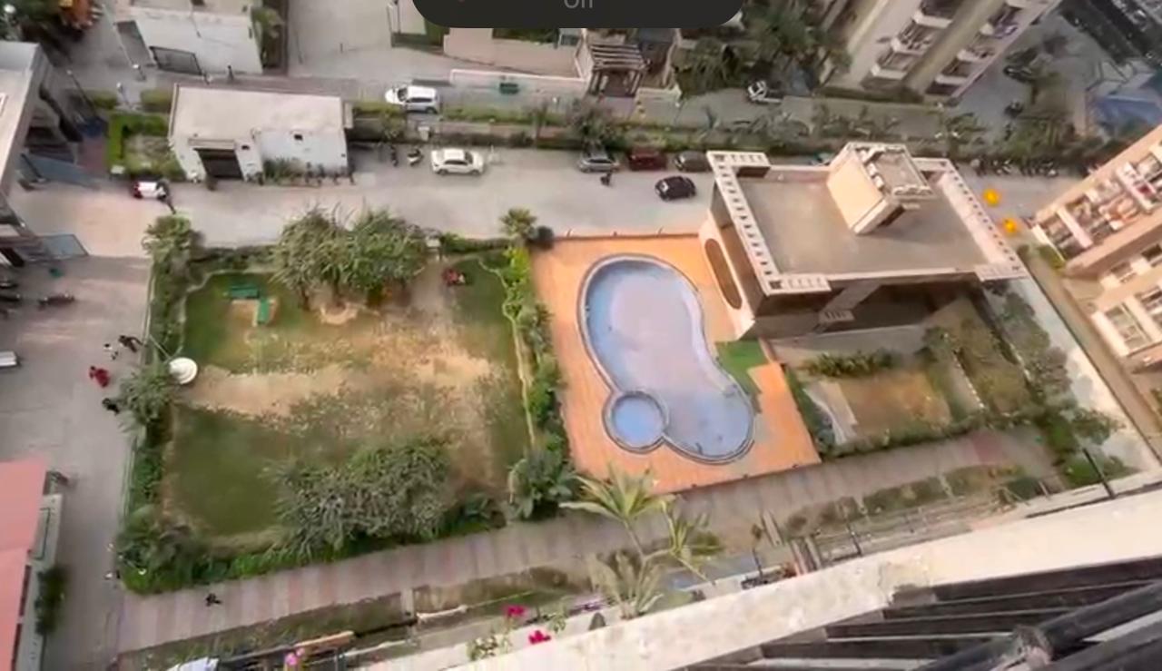 Wall Rock Aishwaryam : 3BHK Semi Furnished Flat For Sell in Sector 16C, Noida Extension
