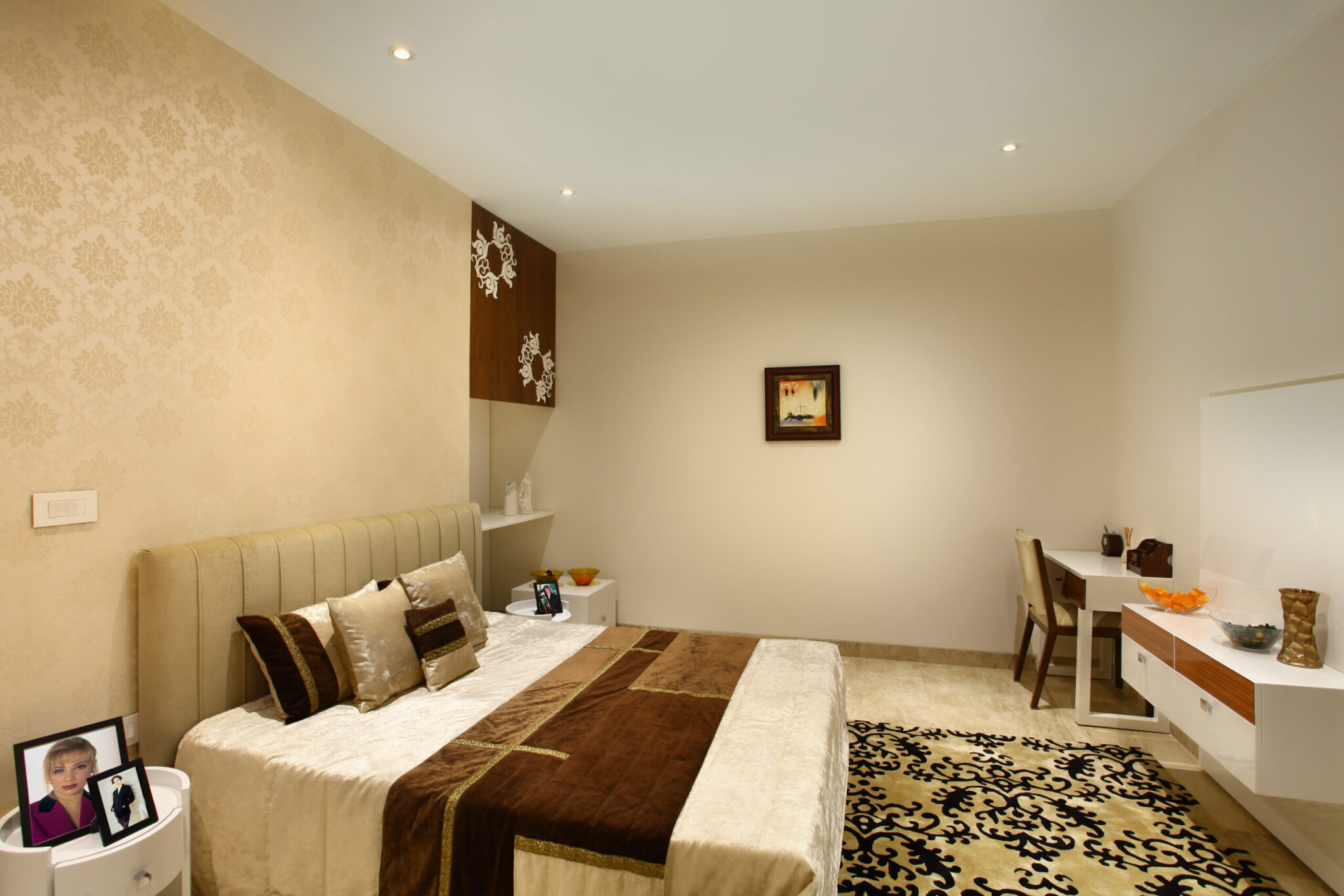 Mahagun Moderne, Sector 78, Noida Society Image 6