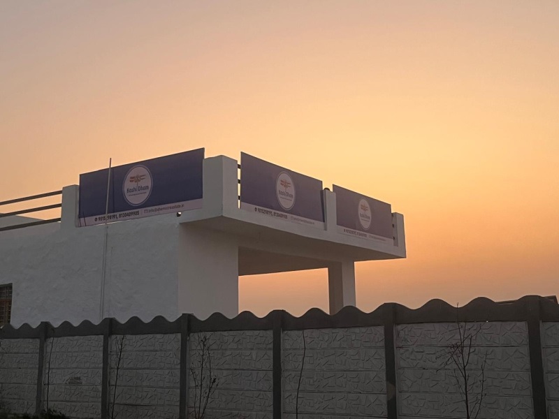 Kashi Dham, Yamuna Expressway Society Image 1 
