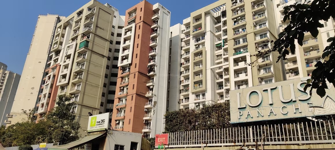 3C Lotus Panache, Sector 110, Noida Society Image 1 