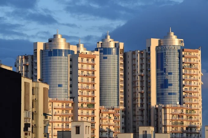 Amrapali Eden Park, Sector 50, Noida Society Image 1 