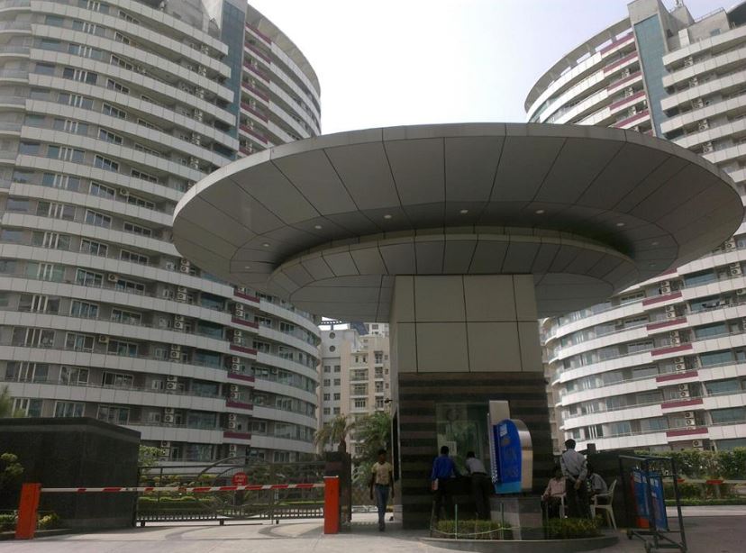 Omaxe Twin Towers, Sector 50, Noida Society Image 1 