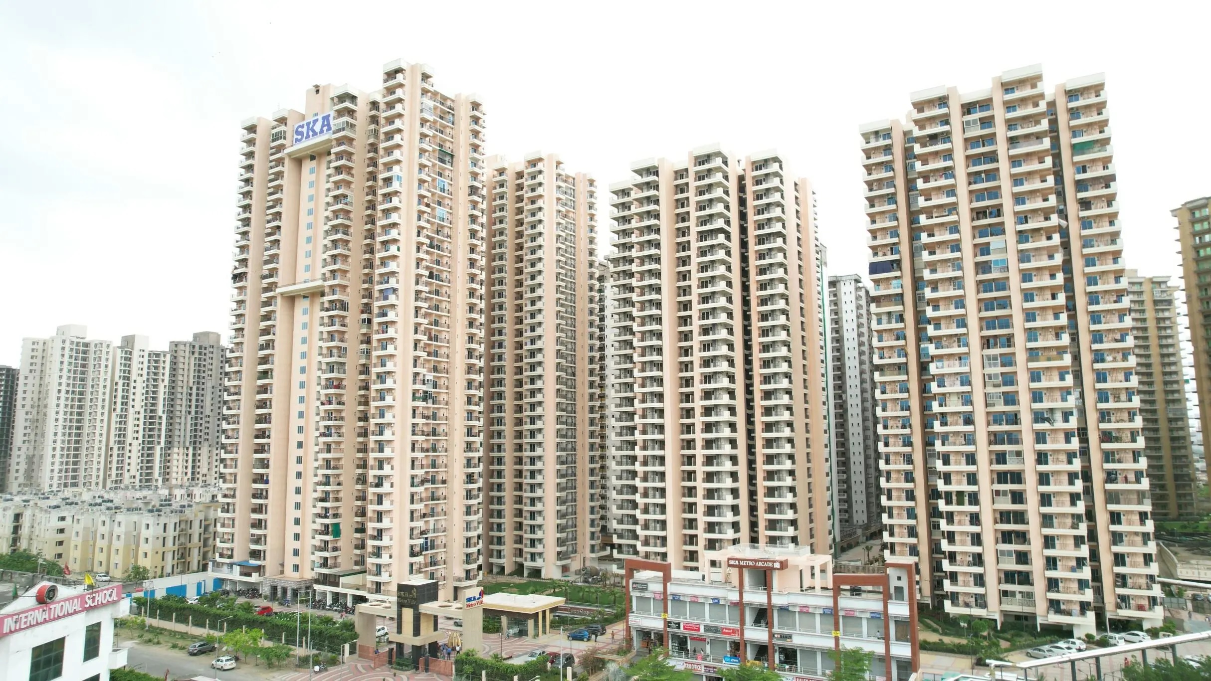 SKA Metro Ville, Eta II, Greater Noida Society Image 1 