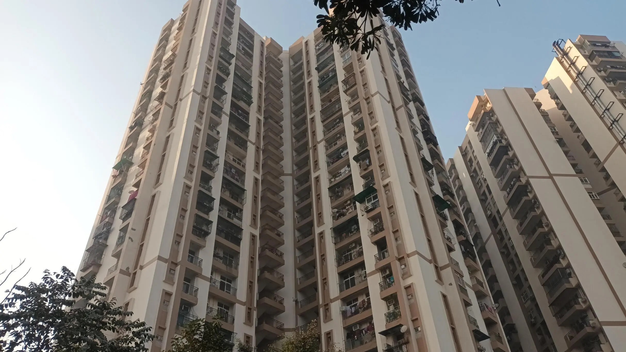 Paramount Symphony, Crossings Republic, Ghaziabad Society Image 1 