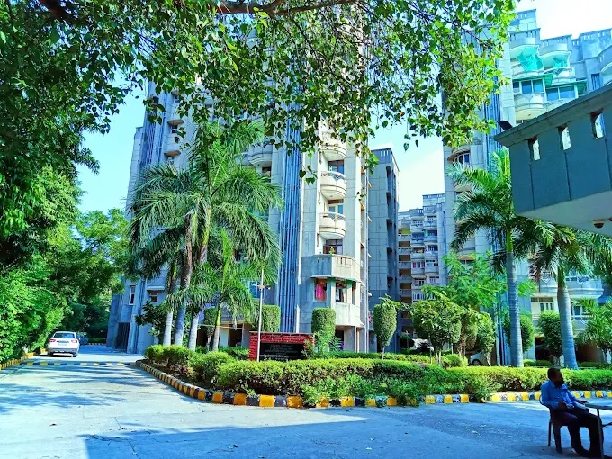 Overseas Apartment, Sector 50, Noida Society Image 1 