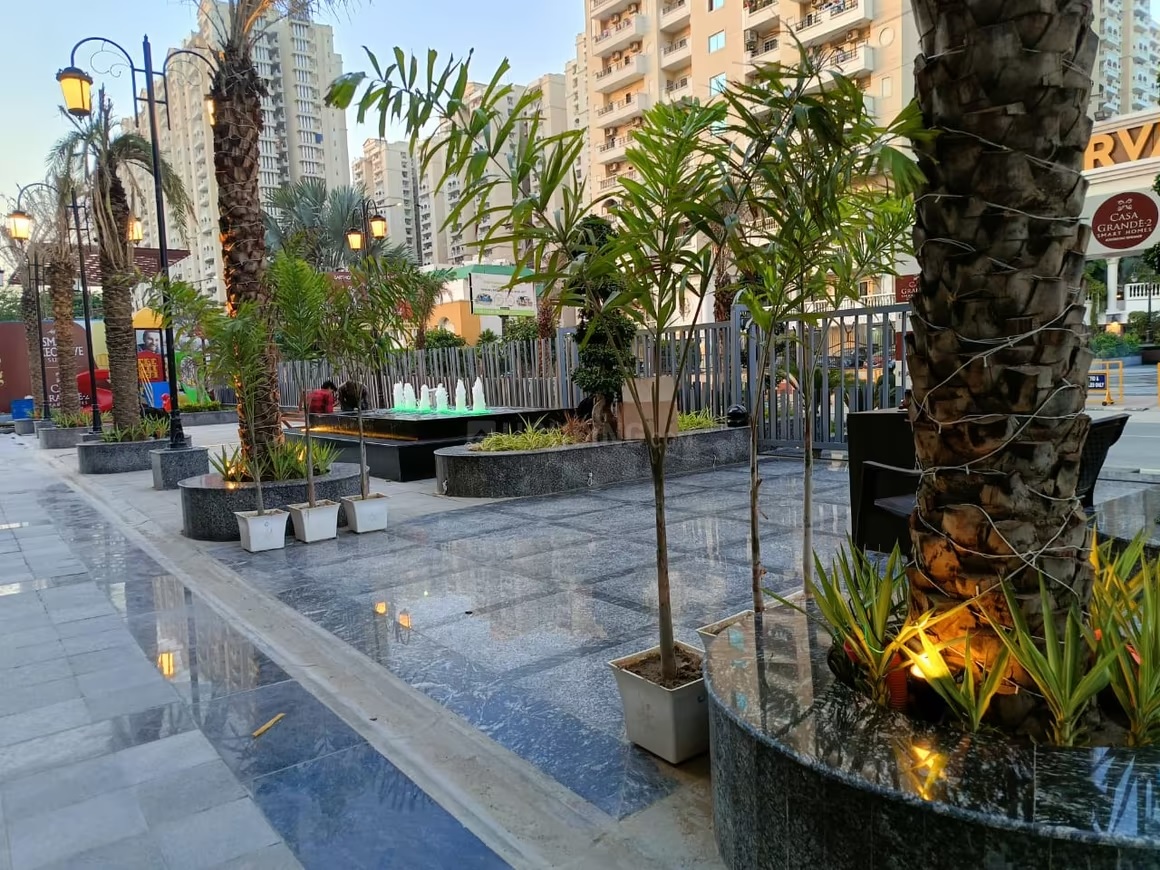 Earthcon Casa Grande 2, Chi V, Greater Noida Society Image 1 