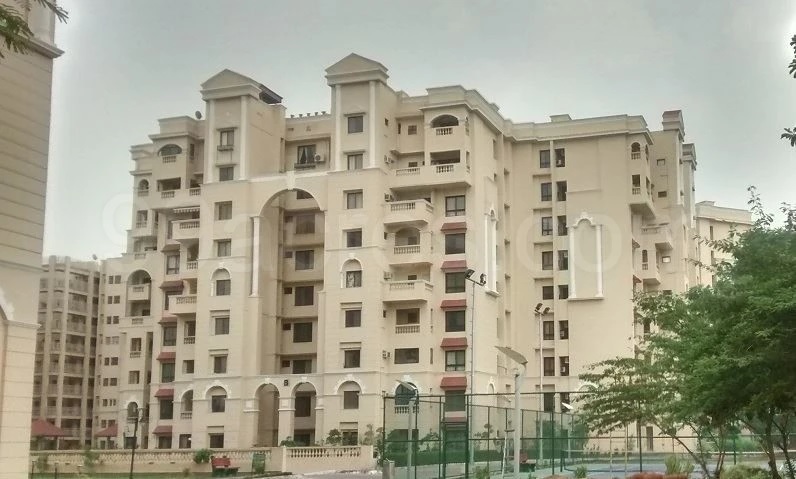 Stellar Icon Apartments, Chi III, Greater Noida Society Image 1 