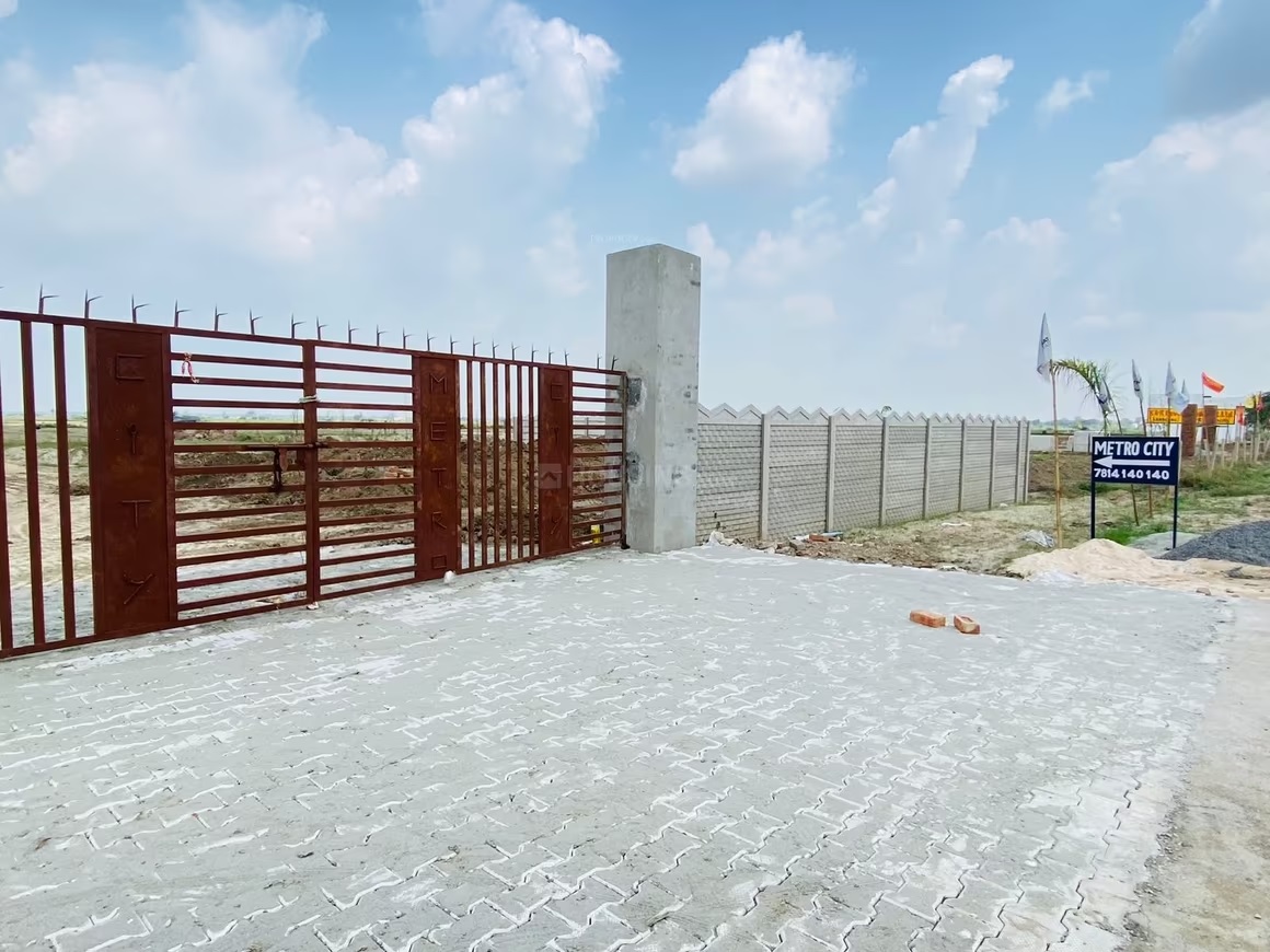 Great Metro City, Near Jewar Airport, Greater Noida Society Image 1 