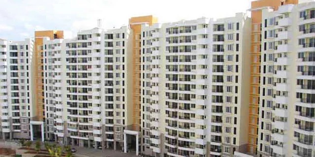 Jaypee Greens Boulevard Court, Sector 22D, Yamuna Expressway Society Image 1 