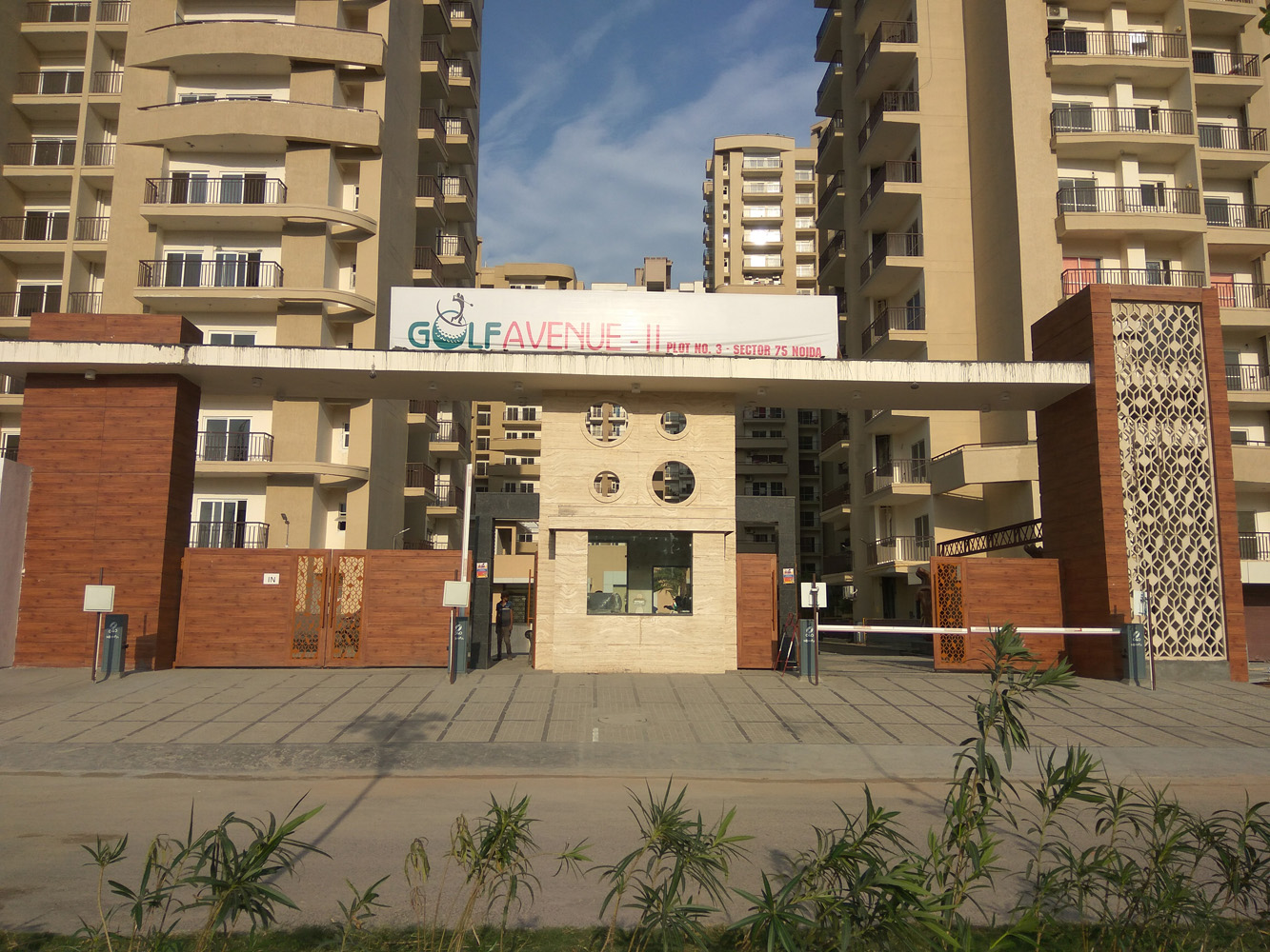Aims Golf Avenue 2, Sector 75, Noida Society Image 2