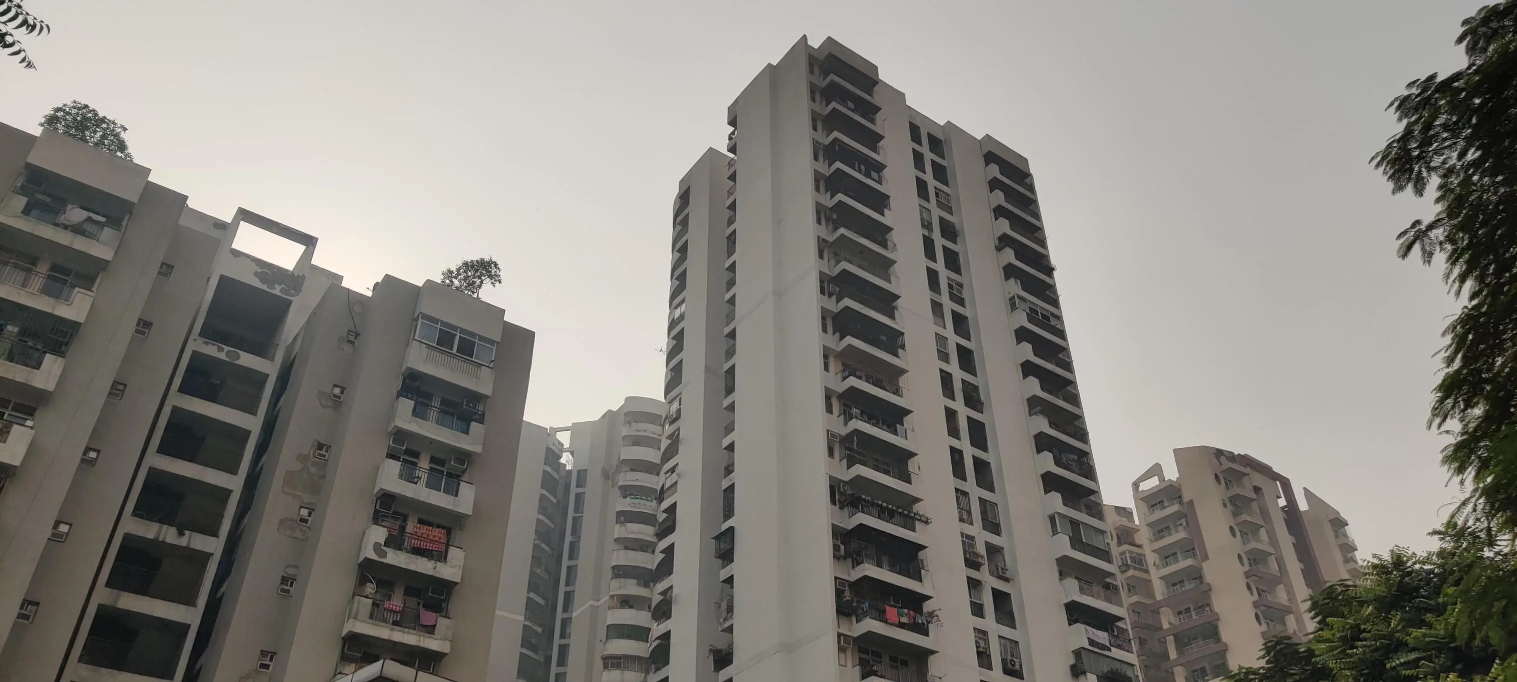 Paramount Symphony, Crossings Republic, Ghaziabad Society Image 2