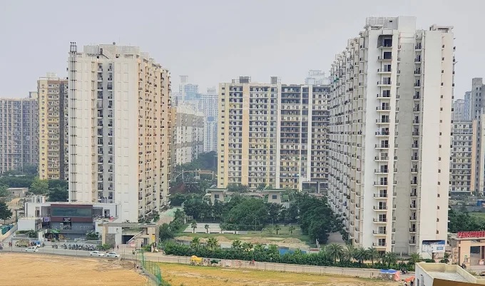 Panchsheel Pratishtha, Sector 75, Noida Society Image 3
