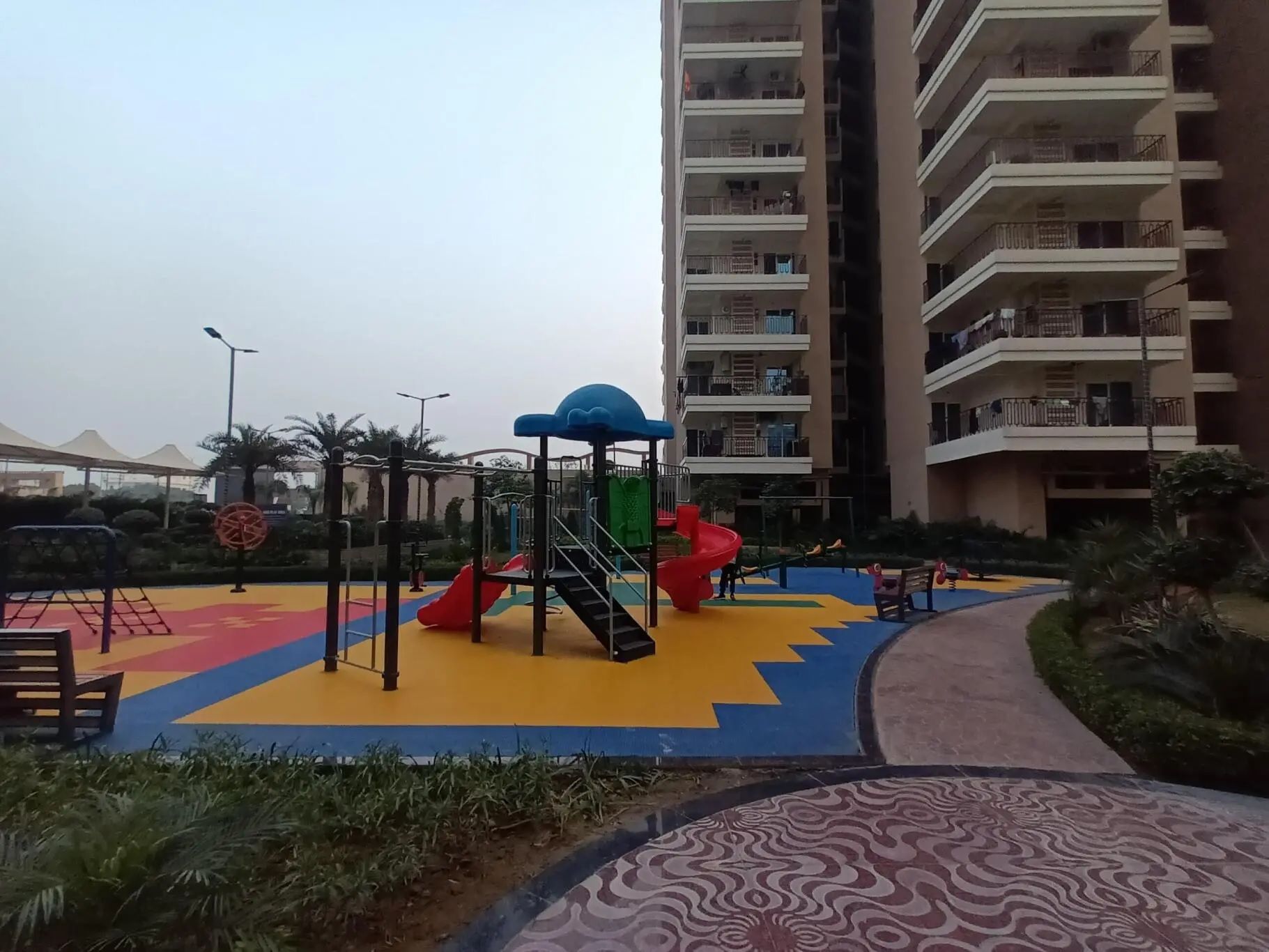 SKA Divya Towers, Sector 16, Noida Extension Society Image 4
