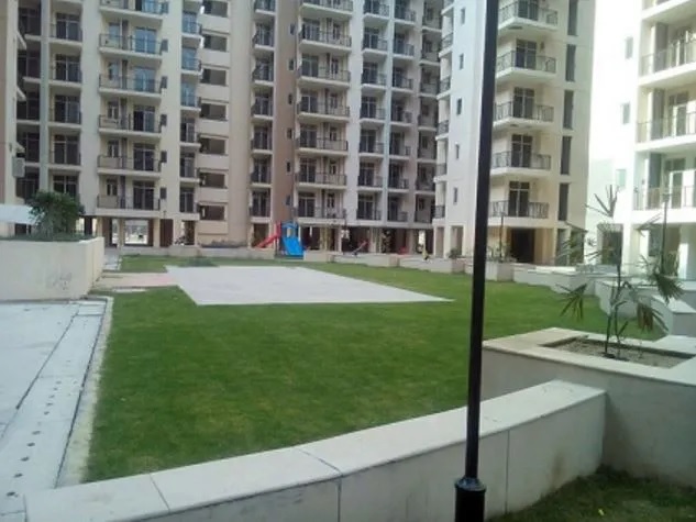 Skytech Matrott, Sector 76, Noida Society Image 2