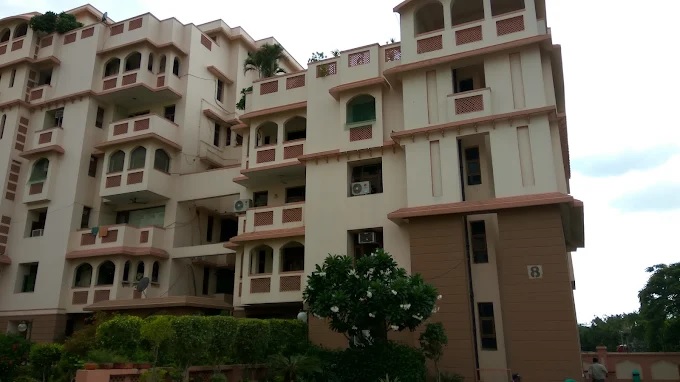 Purvanchal Silver Estate, Sector 50, Noida Society Image 2