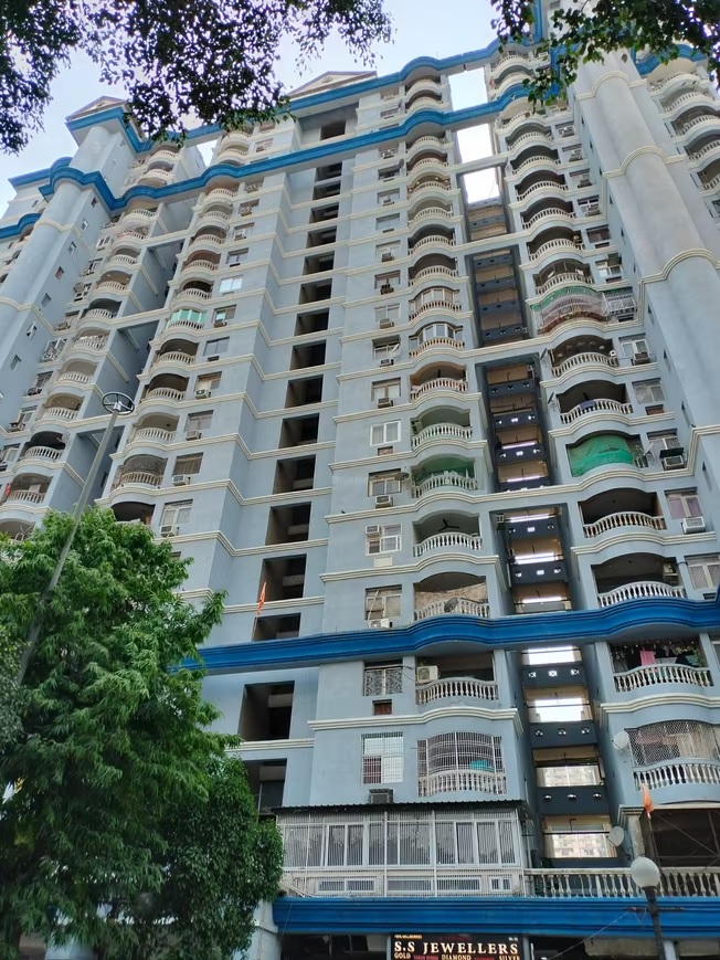 Regalia Heights, Indirapuram, Ghaziabad Society Image 2