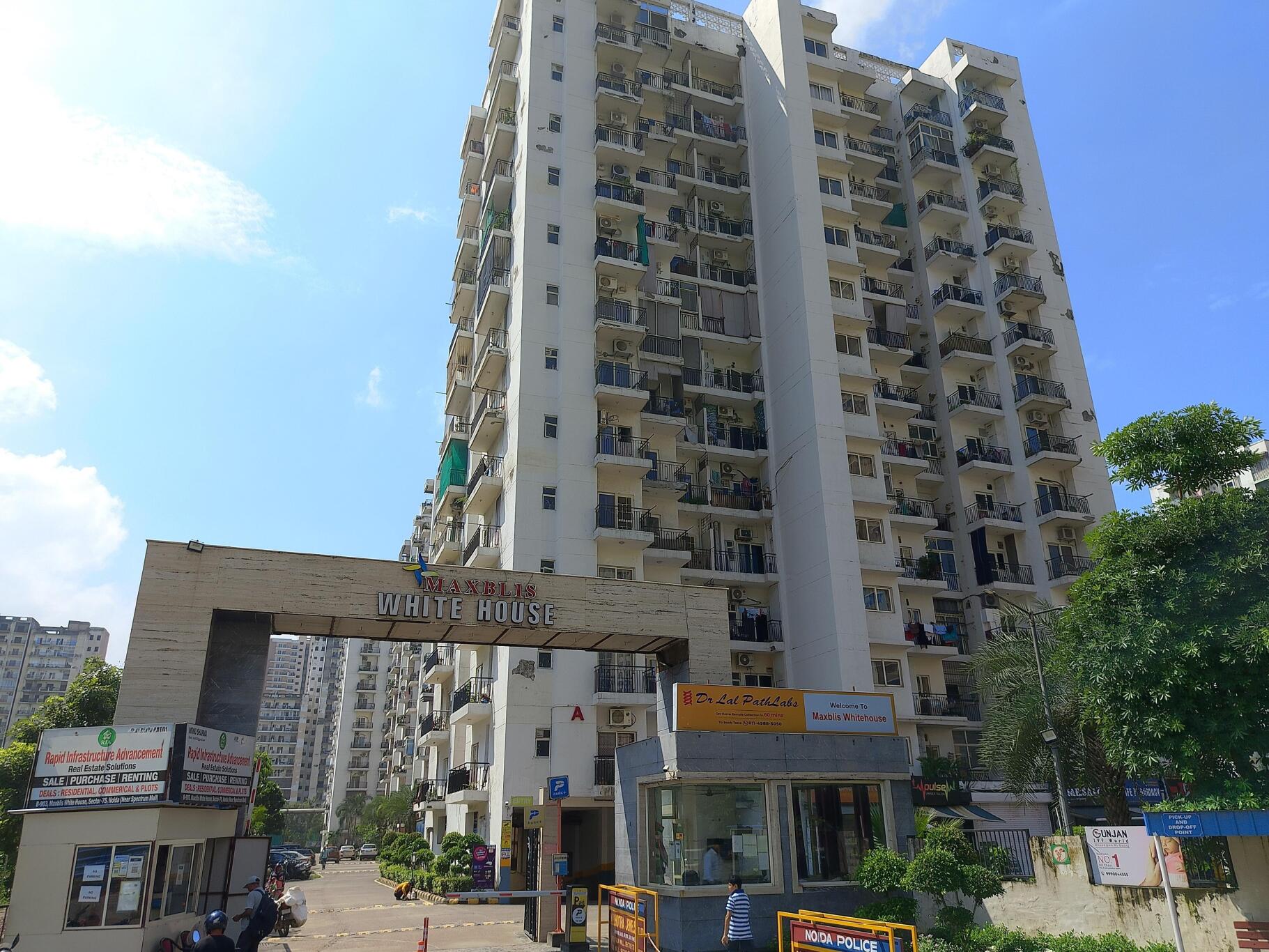 Maxblis White House, Sector 75, Noida Society Image 2