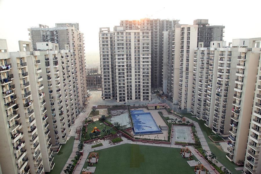 1st Avenue, Gaur City  1, Noida Extension Society Image 4