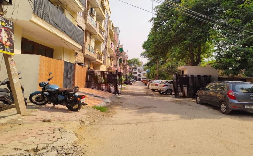 Shakti Khand 3, Ghaziabad, Indirapuram, Ghaziabad Society Image 2