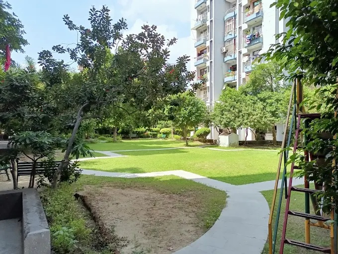 Sampada Sagar Apartments, Sector 62, Noida Society Image 2