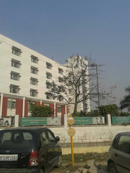 Shivkala Apartments, Sector 62, Noida Society Image 2
