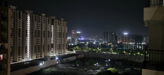 Amrapali Leisure Park, TechZone 4, Noida Extension Society Image 3