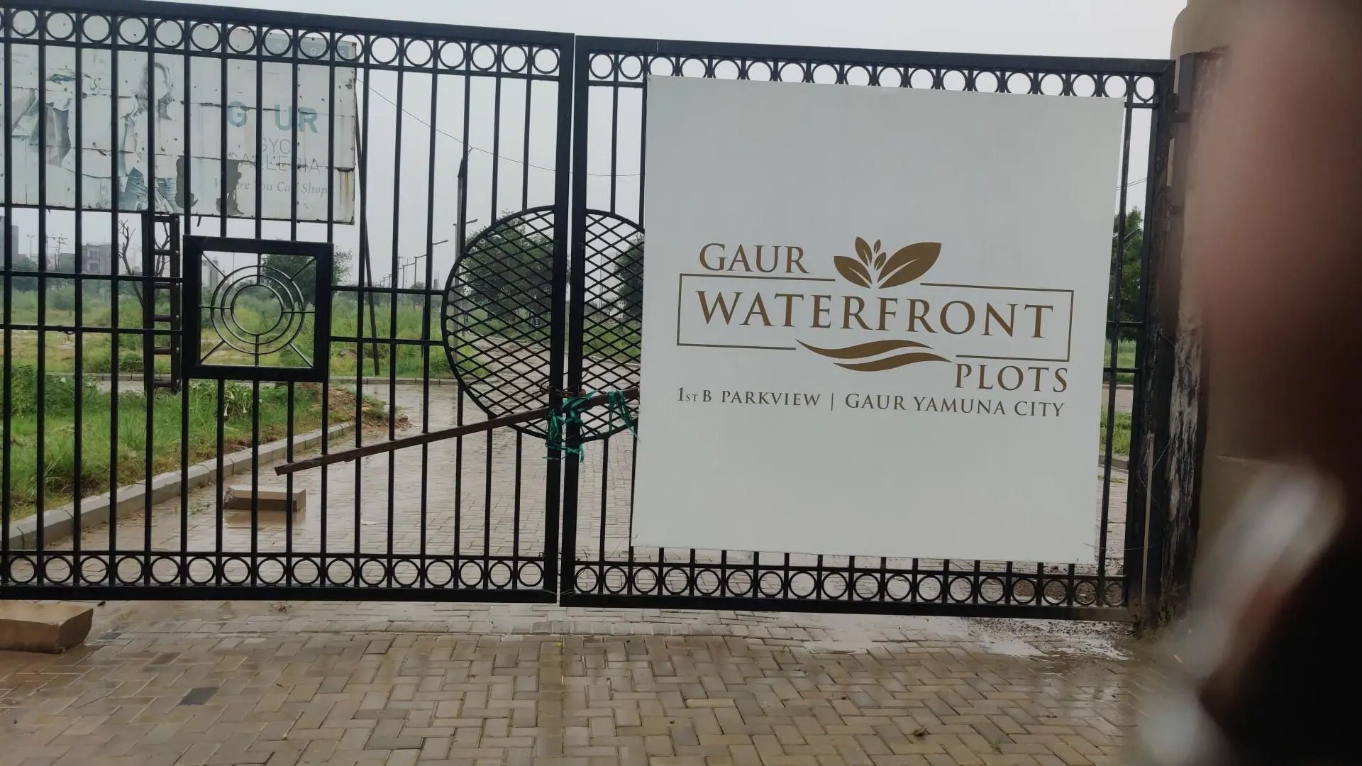 Gaur 1st B Park View, Sector 19, Yamuna Expressway Society Image 3