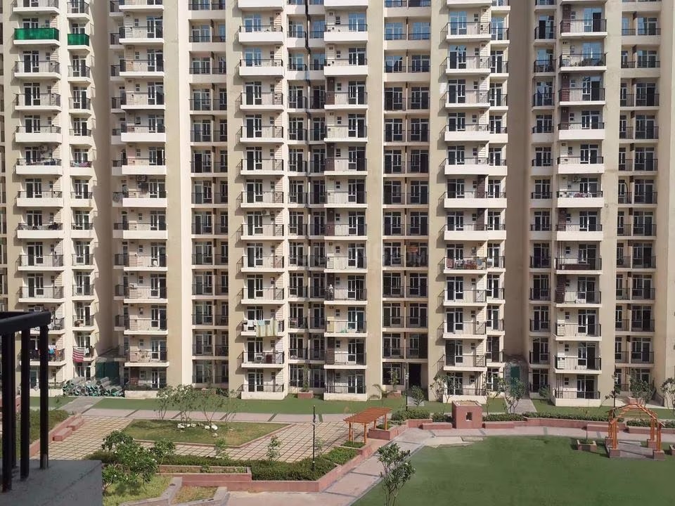 1st Avenue, Gaur City  1, Noida Extension Society Image 3