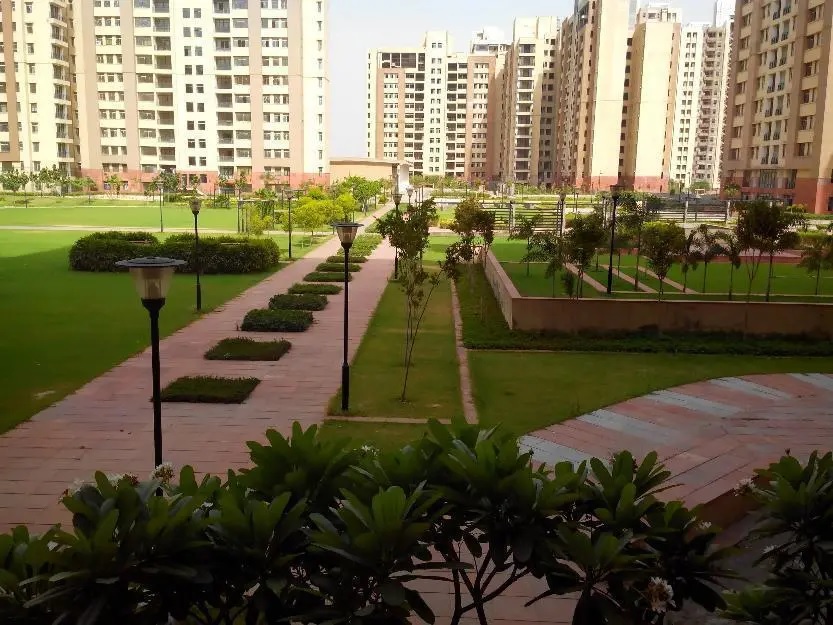 Unitech Heights, Chi III, Greater Noida Society Image 3
