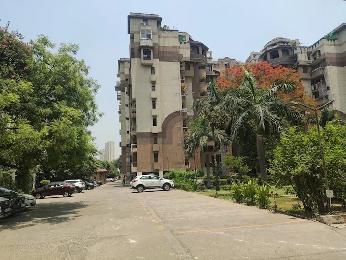 Purvanchal Kailash Dham SAS, Sector 50, Noida Society Image 3