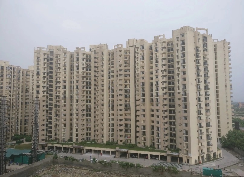 Exotica Fresco, Sector 137, Noida Society Image 3