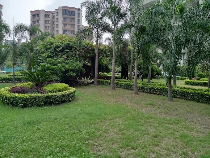 Flex Apartments, Sector 62, Noida Society Image 4