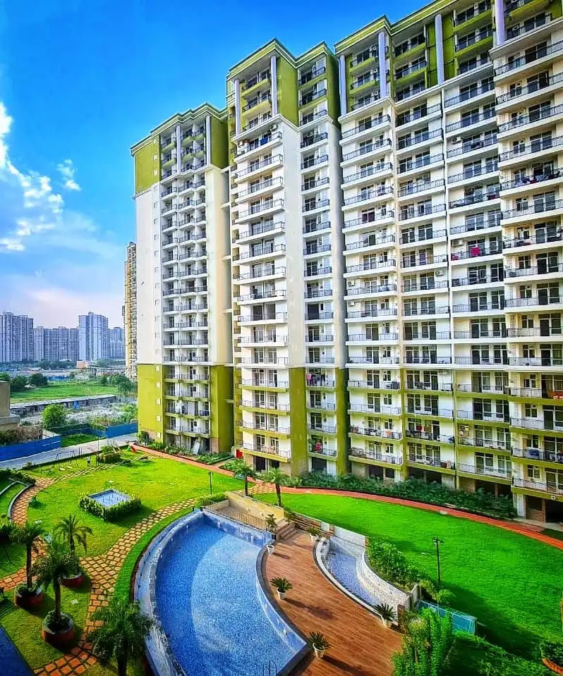 Indosam75, Sector 75, Noida Society Image 4