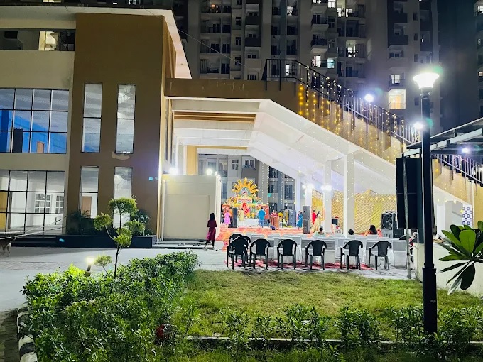 Amrapali Leisure Park, TechZone 4, Noida Extension Society Image 4
