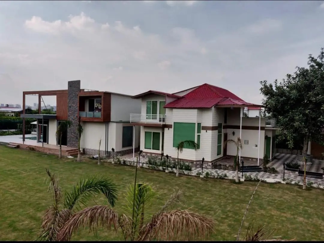 SS Sainik farms, Sector 150, Noida Society Image 5