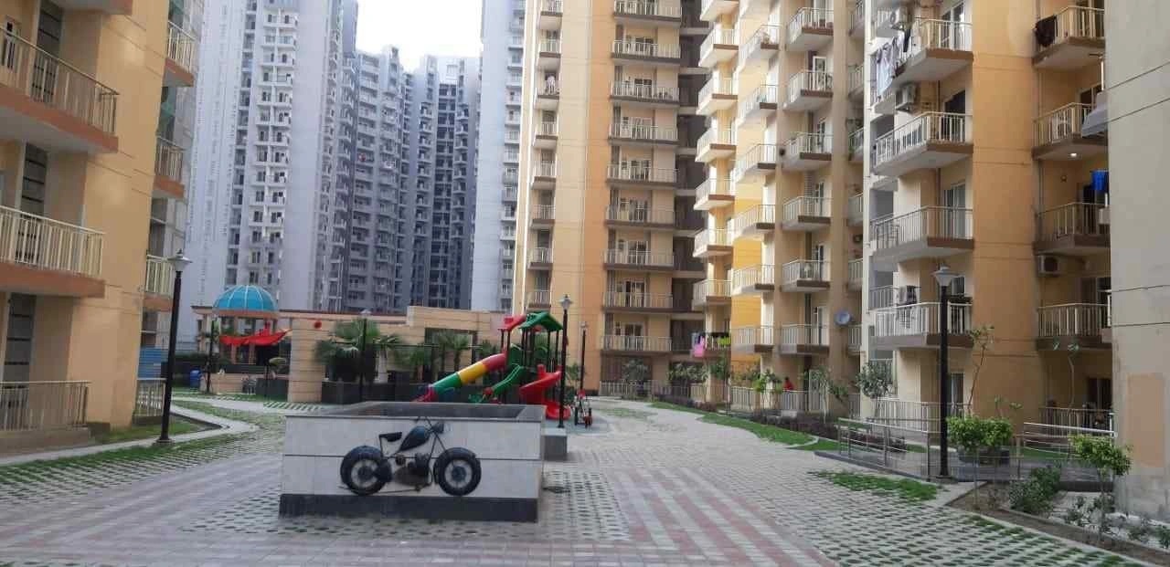 Anthem French Apartments, Sector 16B, Noida Extension Society Image 5
