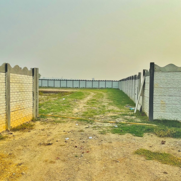 Kashi Dham, Yamuna Expressway Society Image 5