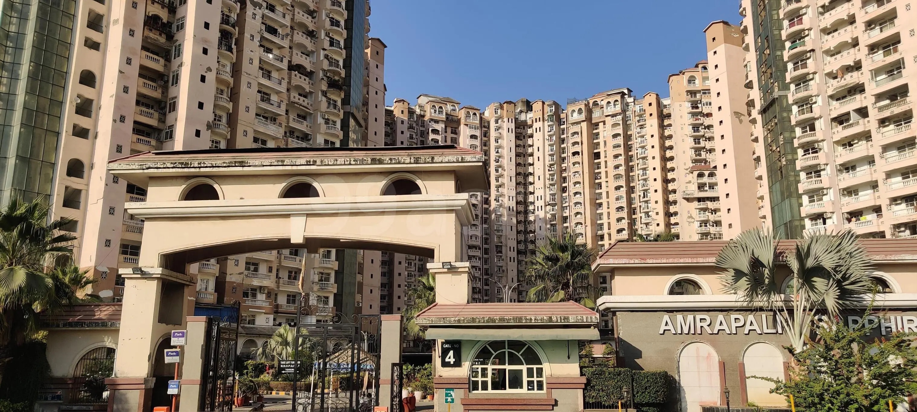 Amrapali Sapphire Arcade 1, Sector 45, Noida Society Image 5