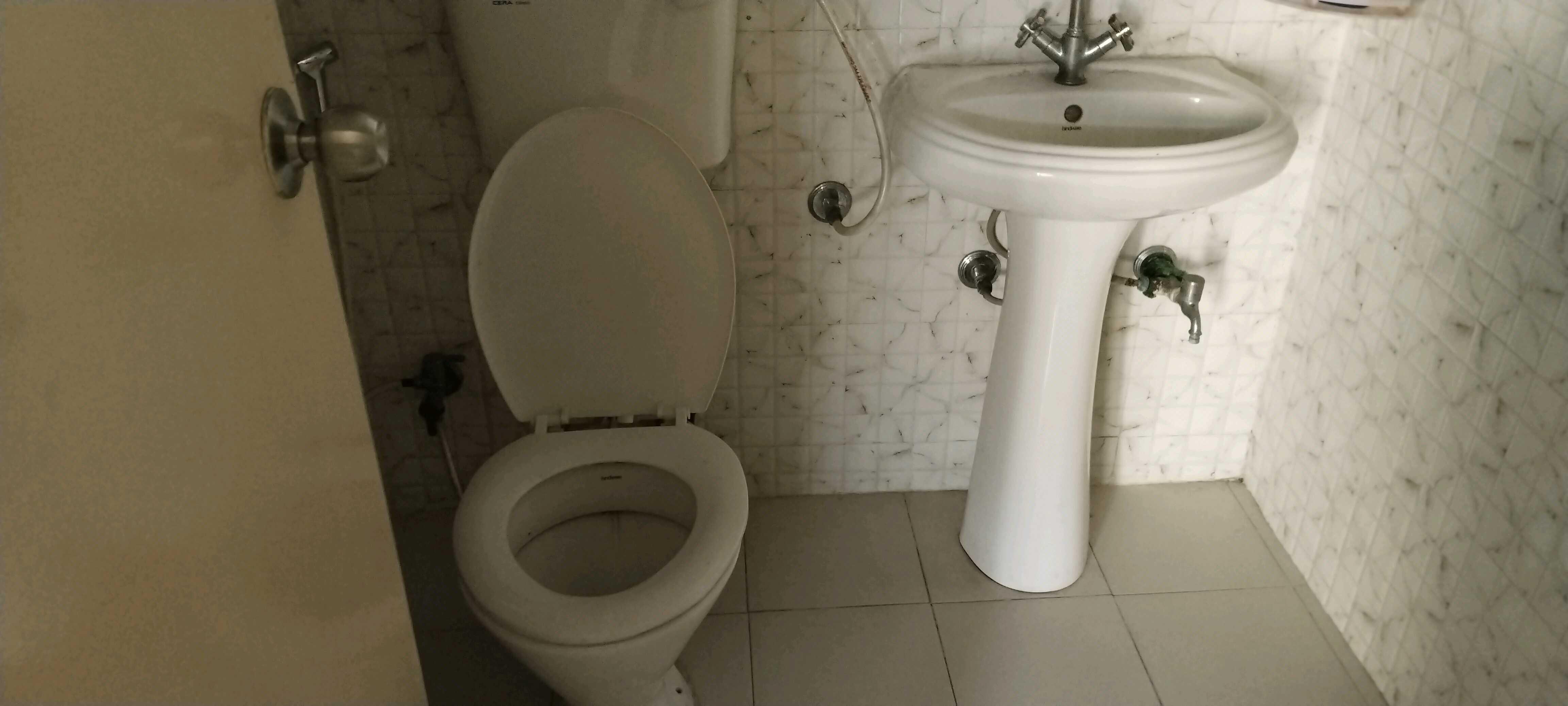 5th Avenue, Gaur City  1, Noida Extension Society Image 4