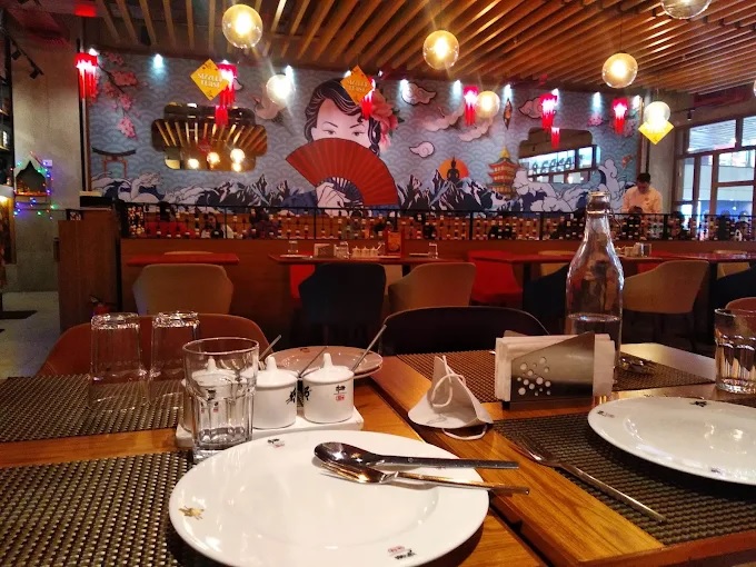 Gaur City Mall, Sector 4, Noida Extension Society Image 6