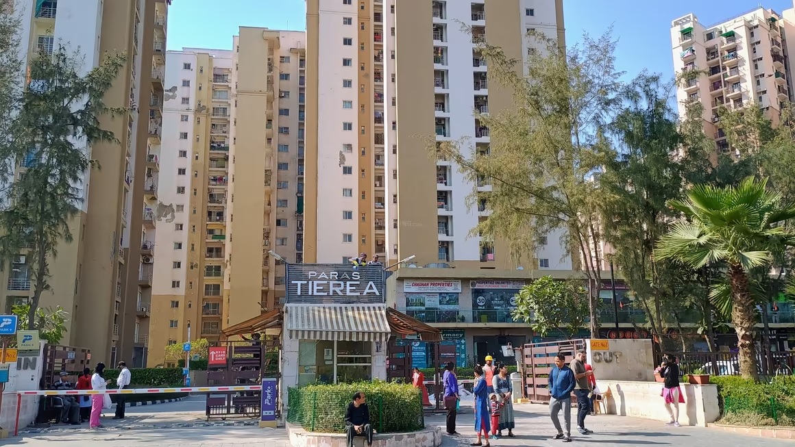 Paras Tierea, Sector 137, Noida Society Image 5