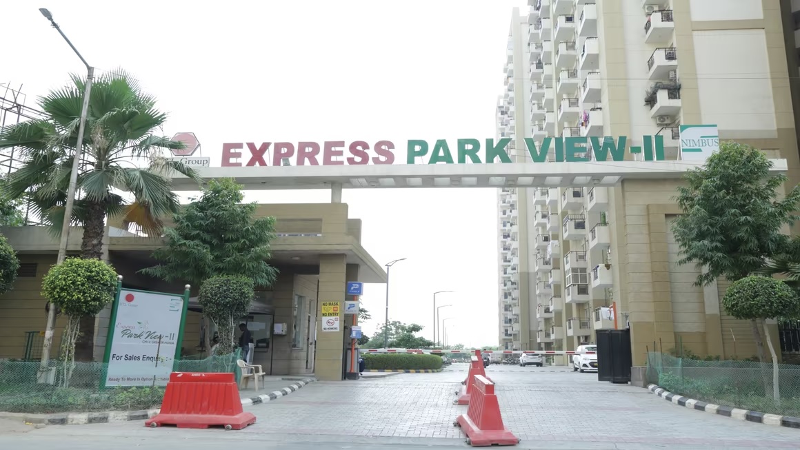 Express Park View 2, Sector Chi V, Yamuna Expressway, Greater Noida Society Image 1 