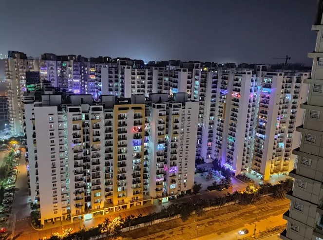 Ajnara Homes, Sector 16B, Noida Extension Society Image 6