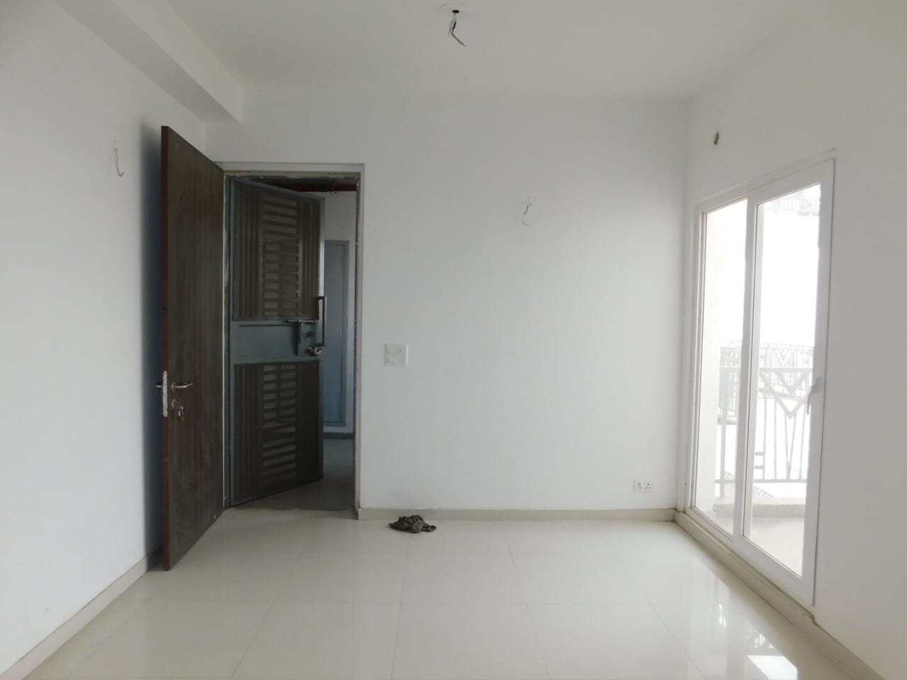 Arihant Abode, Sector 10, Noida Extension Society Image 3