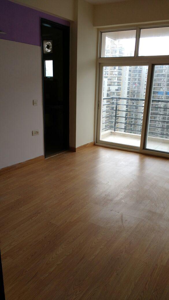 5th Avenue, Gaur City  1, Noida Extension Society Image 5